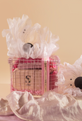Load image into Gallery viewer, Blush & Bloom Bridesmaid Box - The Box Boutique - Gift Hampers - Gift Box - Corporate Gift Hampers - Wedding Hampers - Wedding Gifts - Customized Gifts
